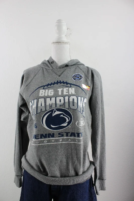 Vintage Champions Hoodie (L) Hoodie with Ribbed Cuffs Snug Fit Comfort