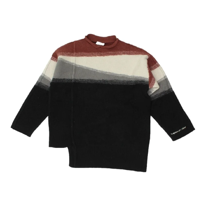 Nike Yoga Womens Black Red Therma Fit ADV Sweater | Designer Sportswear Jumper Herringbone Houndstooth Plaid Nike Yoga Womens Black Red Therma Fit ADV Sweater | Designer Sportswear Jumper Herringbone Houndstooth Plaid
