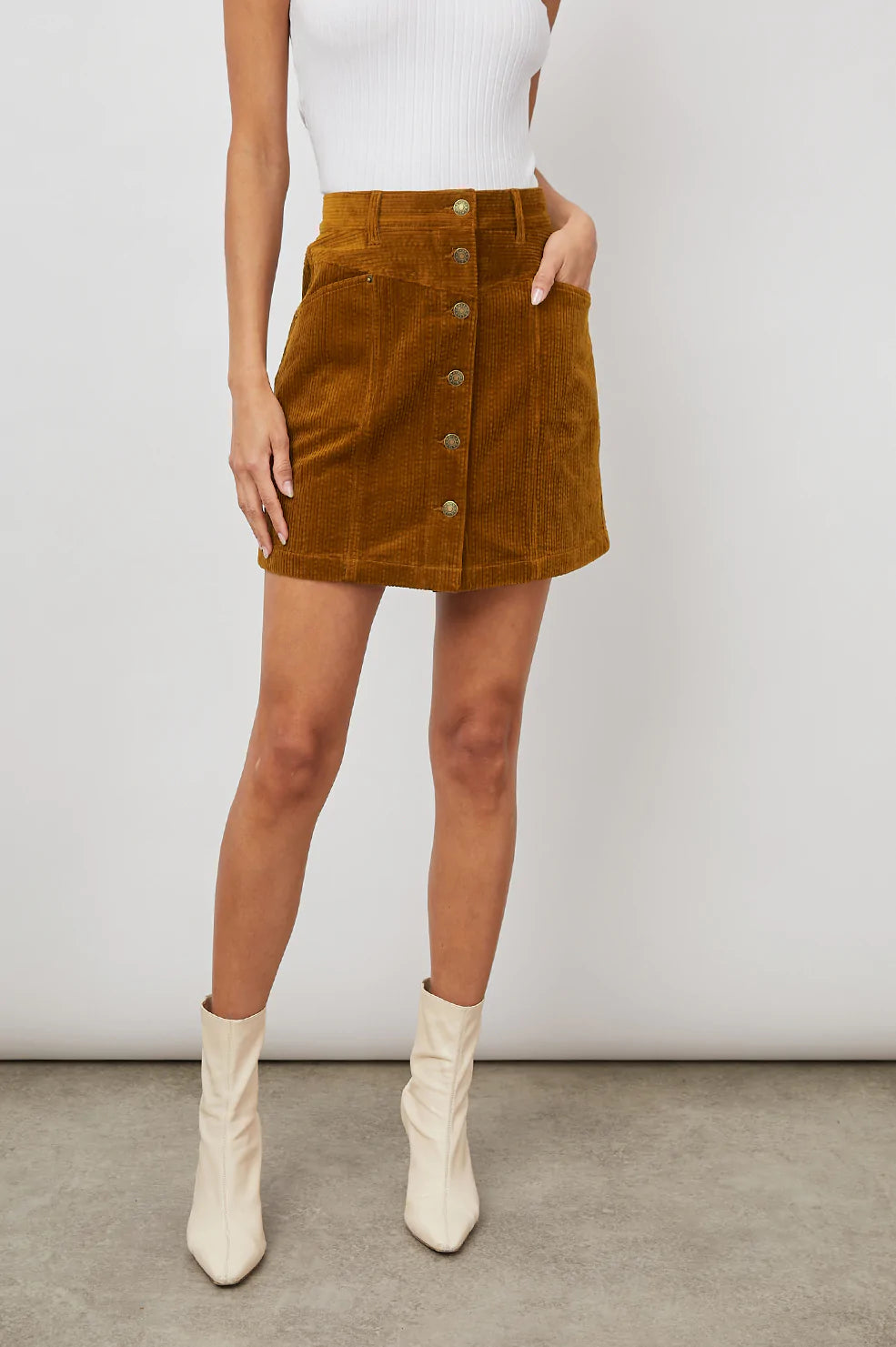 CANYON SKIRT - GROUND CINNAMON velvet skirt glossy