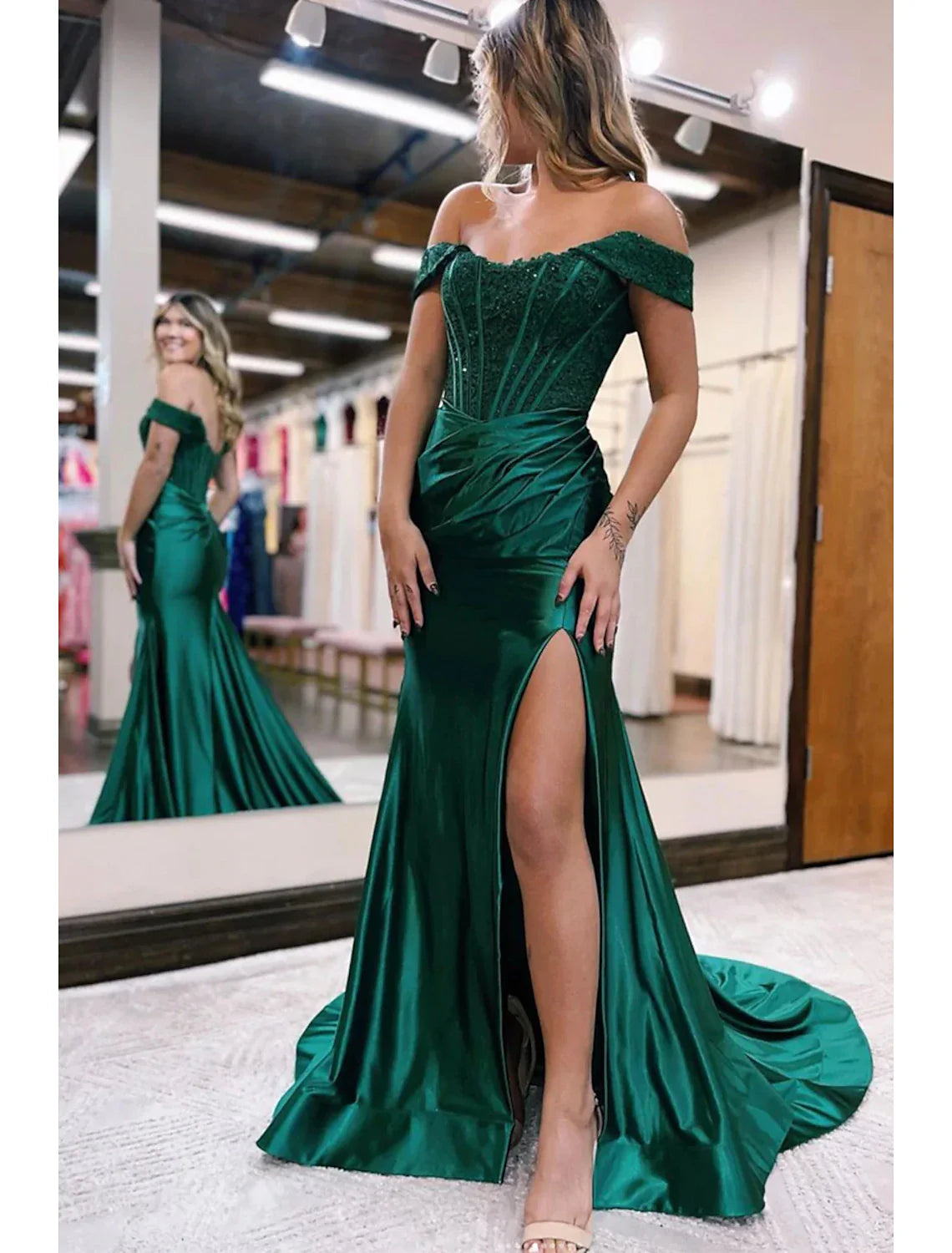 Mermaid / Trumpet Evening Gown Empire Dress Formal Wedding Guest Court Train Sleeveless Off Shoulder Imitation Silk with Slit Appliques Tunics Exclusive limited