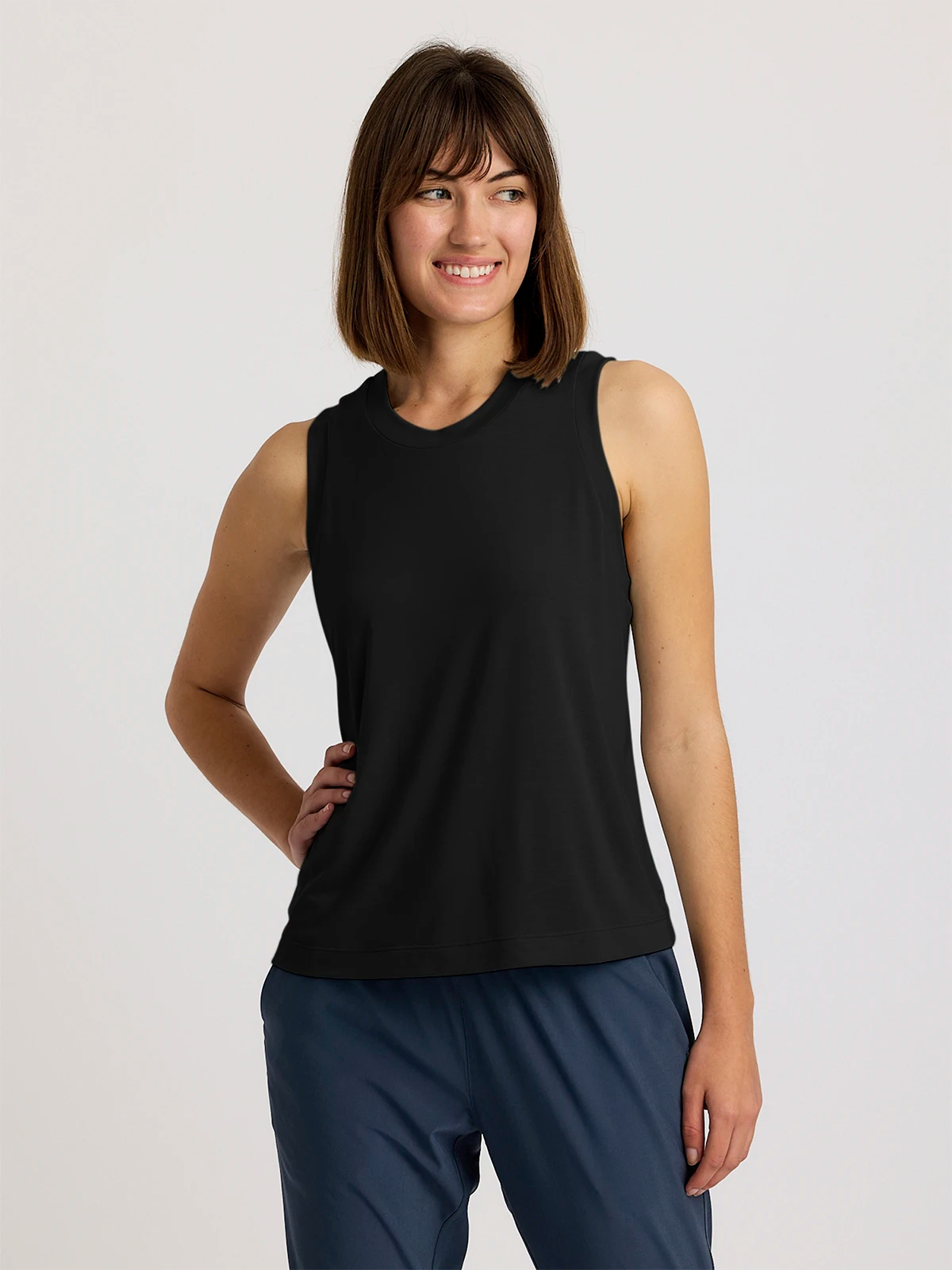 Women's Elevate Lightweight Tank - Black v-neck tank top