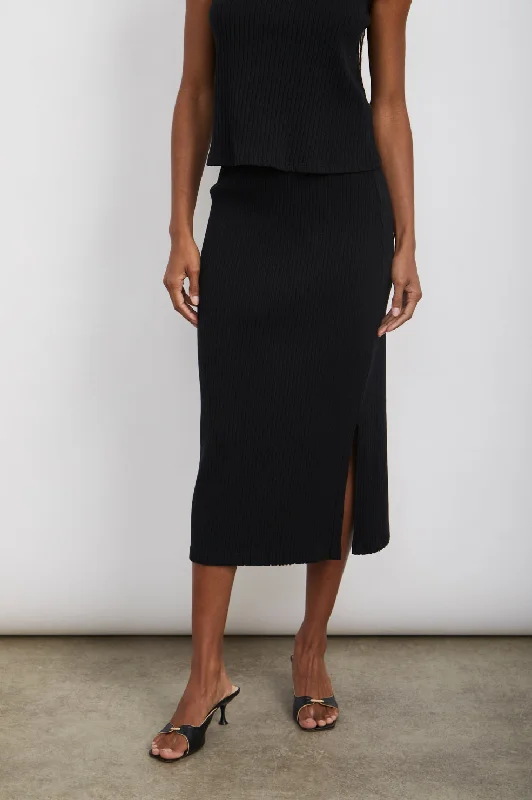 ANGIE SKIRT - TRUE BLACK wool skirt breathable