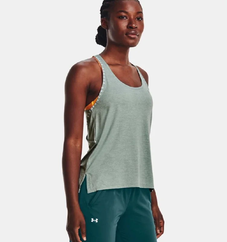 Under Armour Womens Knockout Mesh Back Tank Top low neck tank